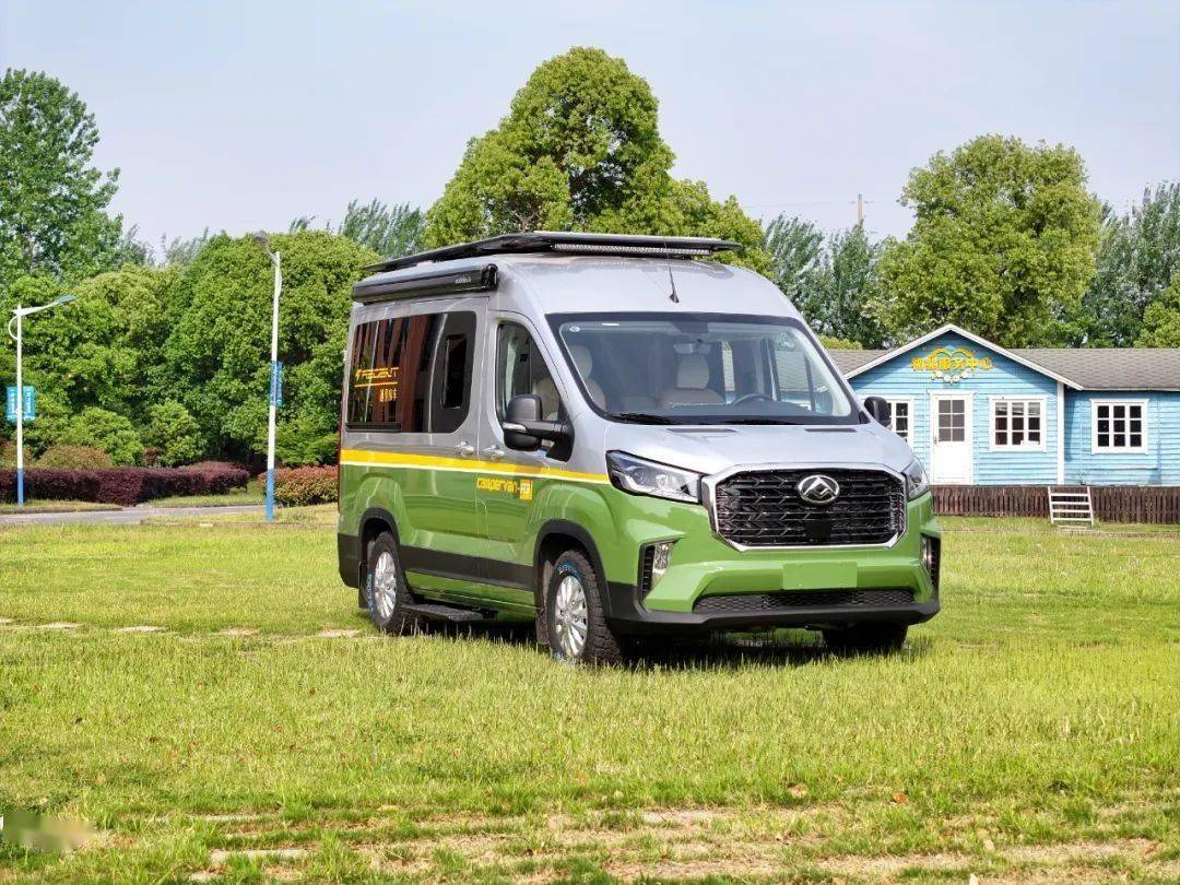 月19亮相成都房车展颜值秒杀一众露营车新葡京网上赌场5米的房车有4座2卧9(图6) 月19亮相成都房车展颜值秒杀一众露营车新葡京网上赌场5米的房车有4座2卧9(图6)