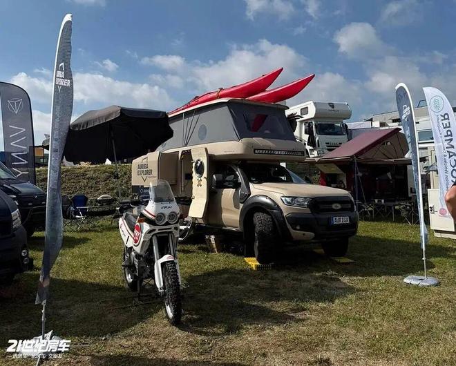 uriga Explorer越野露营车新葡京双备胎+流线车身！德国初创 A(图5)