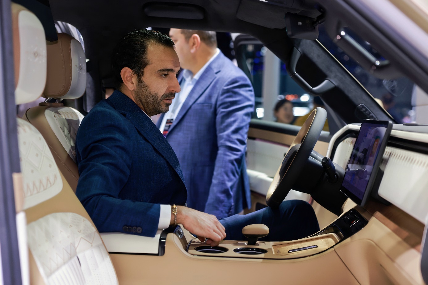 新旗舰极石ADAMAS亮相广州车展新葡京娱乐城“让豪华更丝滑” 全球(图6) 新旗舰极石ADAMAS亮相广州车展新葡京娱乐城“让豪华更丝滑” 全球(图6)